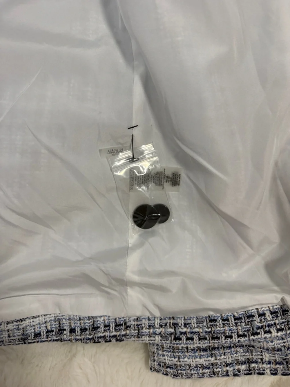 Karl Lagerfeld Light Blue and White Bouclé Blazer and short Set - Picture 3 of 9